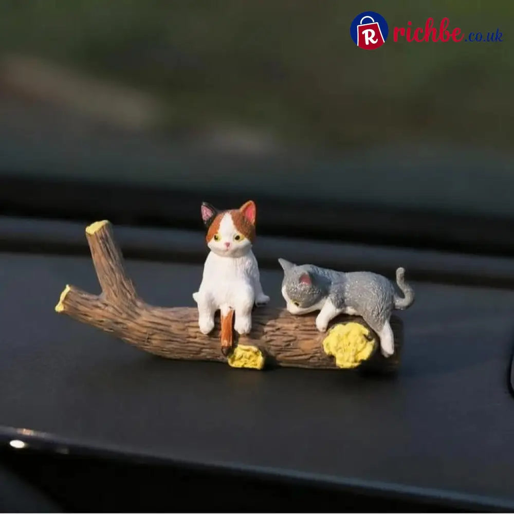 5-Piece Mini Resin Cat Figurines - Cute Cartoon Desk Decor