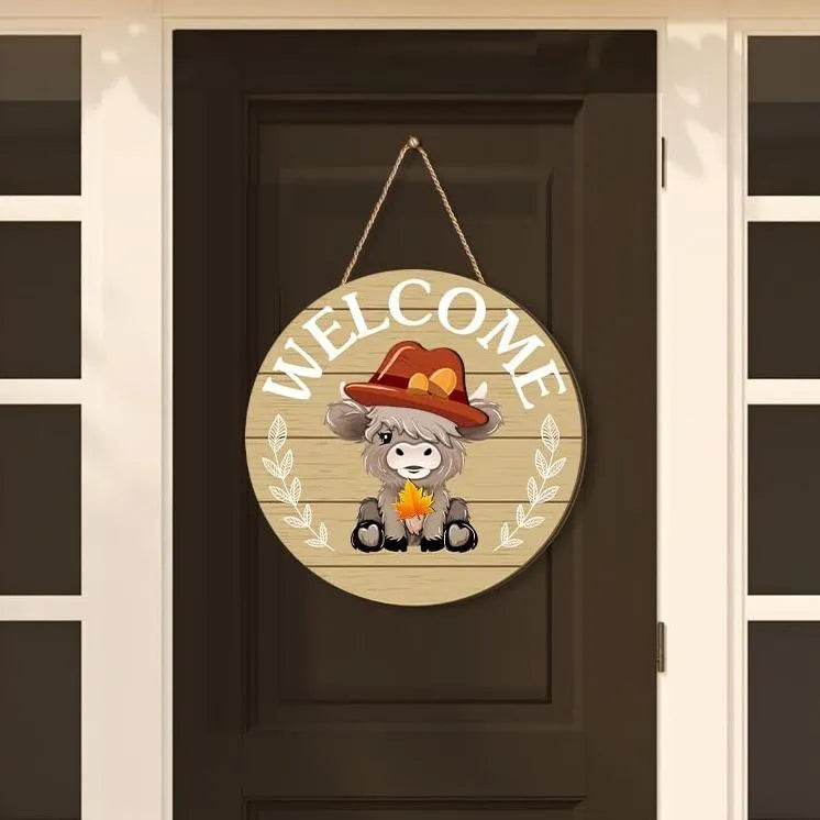 🐮 35-Piece Interchangeable Highland Cow Welcome Sign – Seasonal Magnetic Door Decor