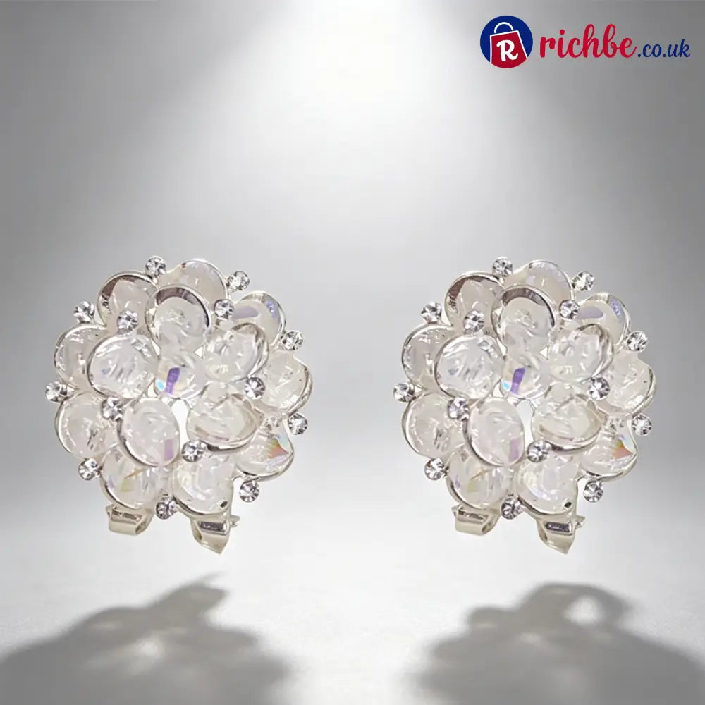 💎 2026 Sale, Over 52,000 Sold!✨ Elegant Floral Stud Earrings – Sparkling Detail & Lightweight Comfort 🌸 - White