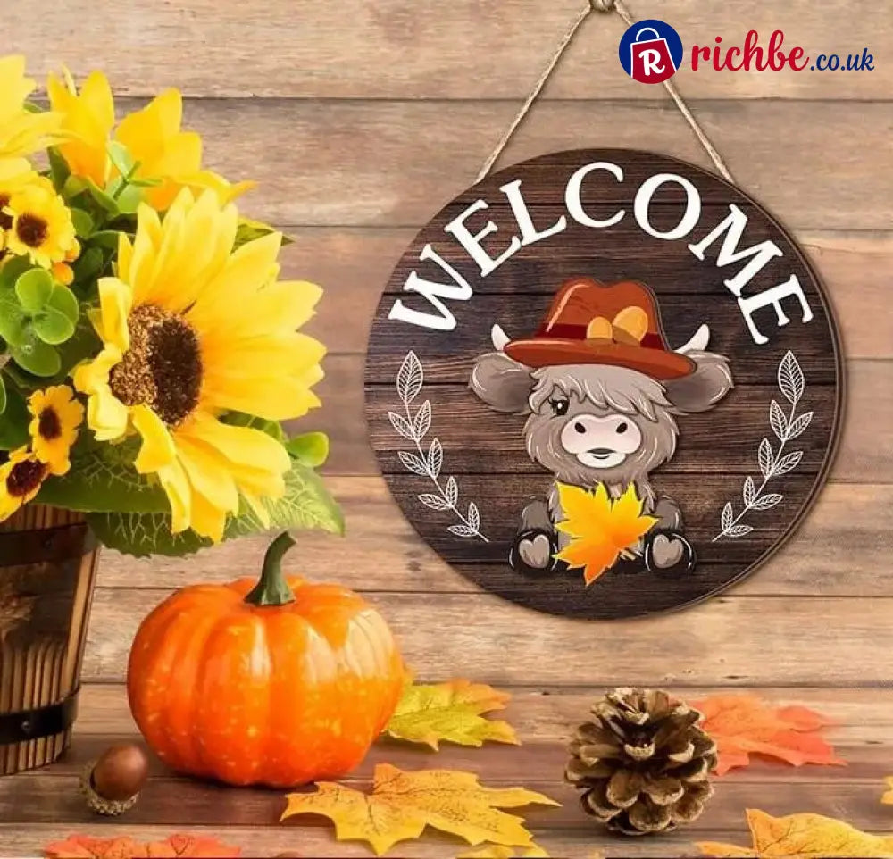 🐮 35-Piece Interchangeable Highland Cow Welcome Sign – Seasonal Magnetic Door Decor