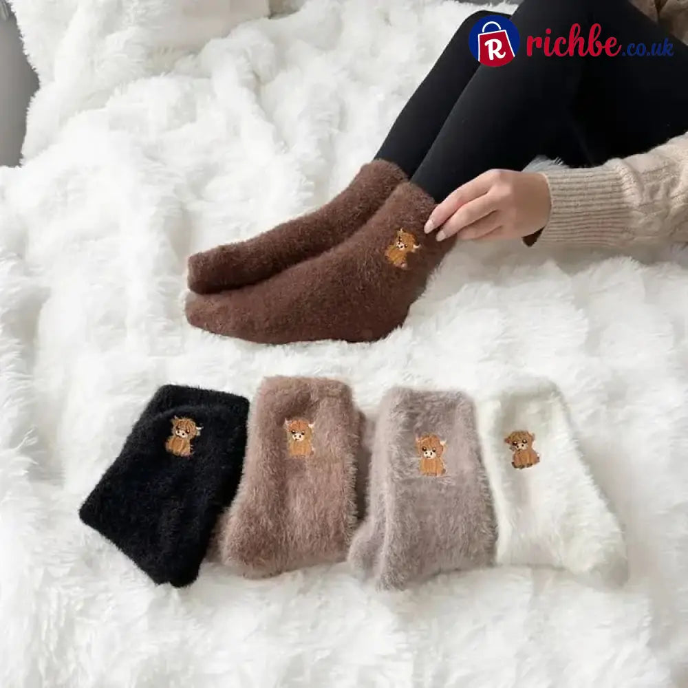 🐮5 Pairs Fuzzy Highland Cow Socks