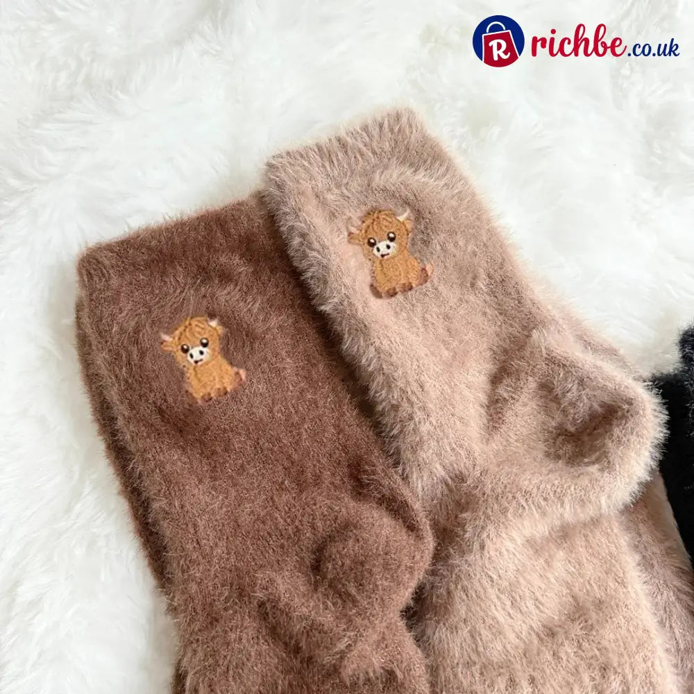 🐮5 Pairs Fuzzy Highland Cow Socks