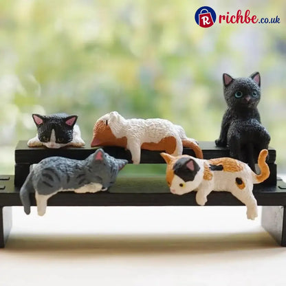 5-Piece Mini Resin Cat Figurines - Cute Cartoon Desk Decor