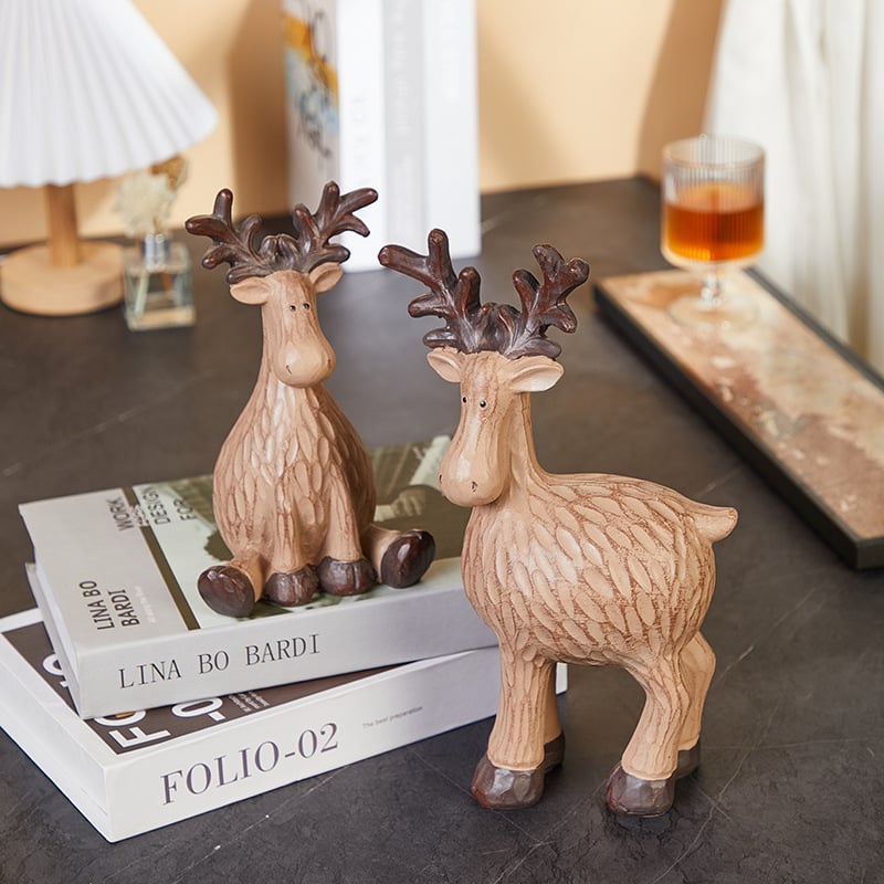 🦌Rustic Farmhouse Reindeer Figurine