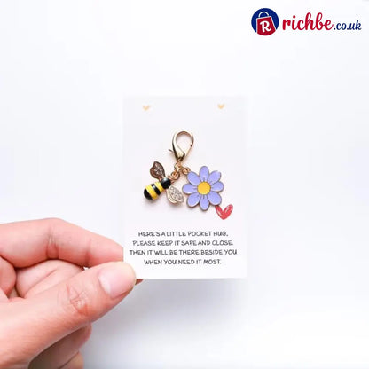 ✨Crafted by Hand-20 Sets Hug Favors(🦋Butterfly Ladybird Flower Bee)
