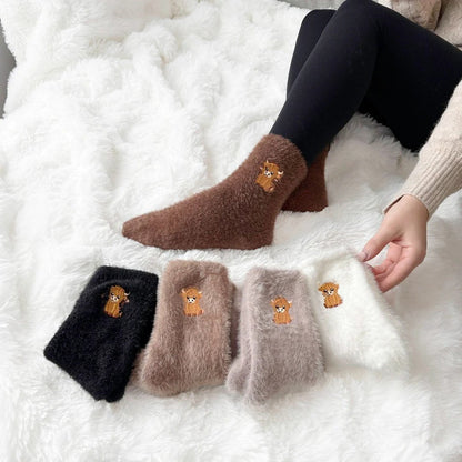 🐮5 Pairs Fuzzy Highland Cow Socks