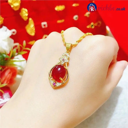 Elegant Four-Leaf Clover Teardrop Necklace - Clothing & Accessories