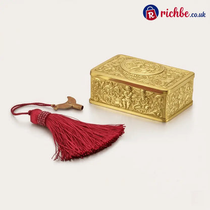 European Three-dimensional Embossed Bird Music Box