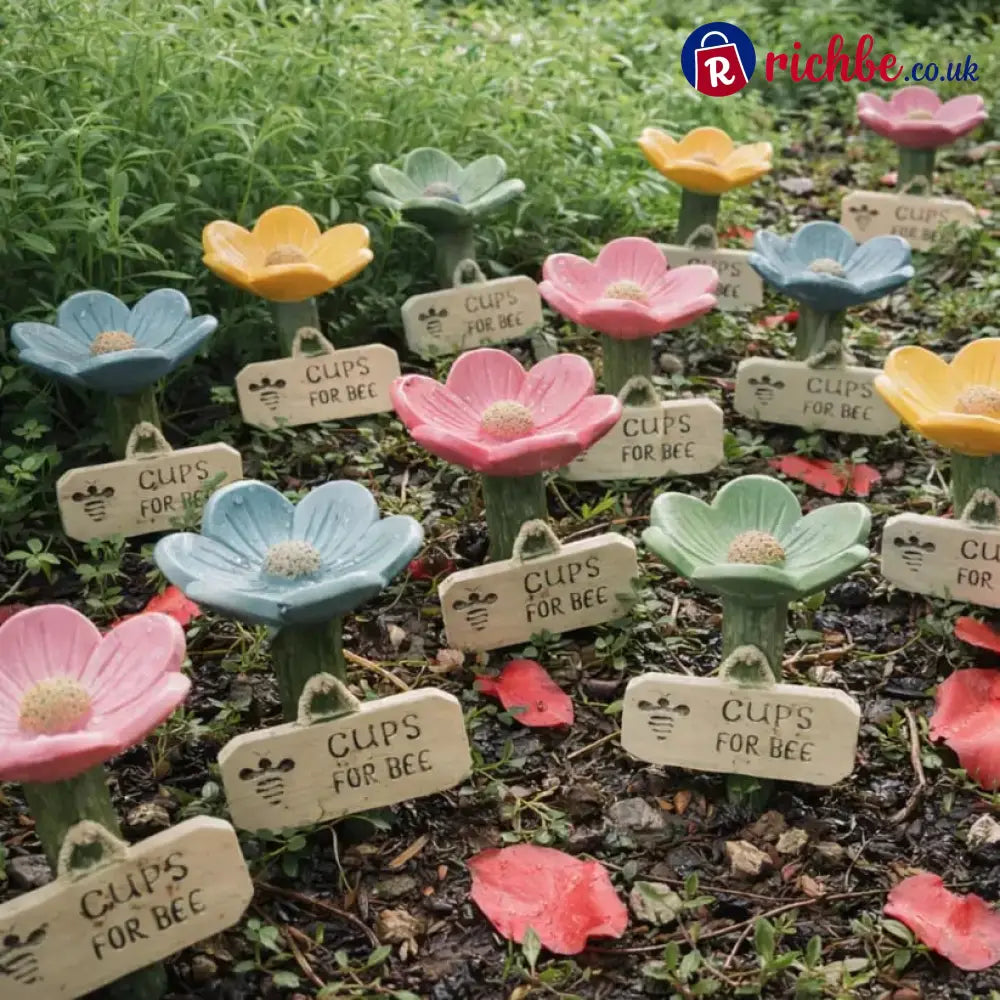 🌸Flower-Shaped Resin Bee Watering Station🐝