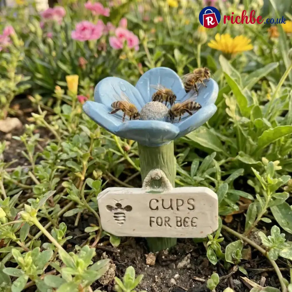 🌸Flower-Shaped Resin Bee Watering Station🐝