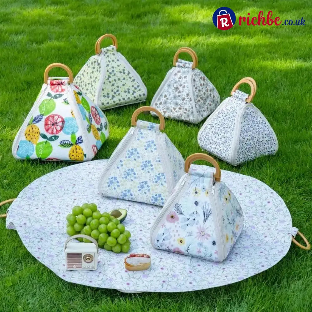 🌿 Foldable Waterproof Picnic Blanket with Carry Handle – Thick Padded Outdoor Mat for Beach Camping & Travel - Small