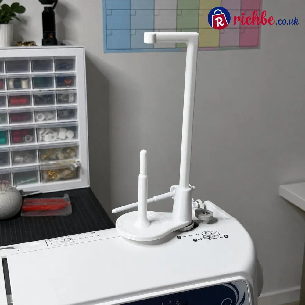 🧵Large Capacity Thread Spool Stand🪡(Compatible With Most Sewing Machines In Markets)