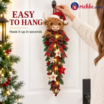 🎄 Lighted Highland Cow Christmas Door Swag – A Cozy Holiday Welcome