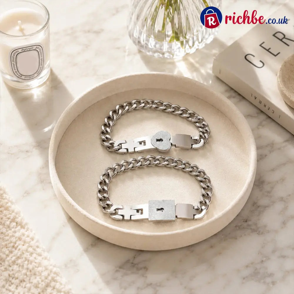Matching bracelets with a heart-shaped lock 💕 - Beauty& Health