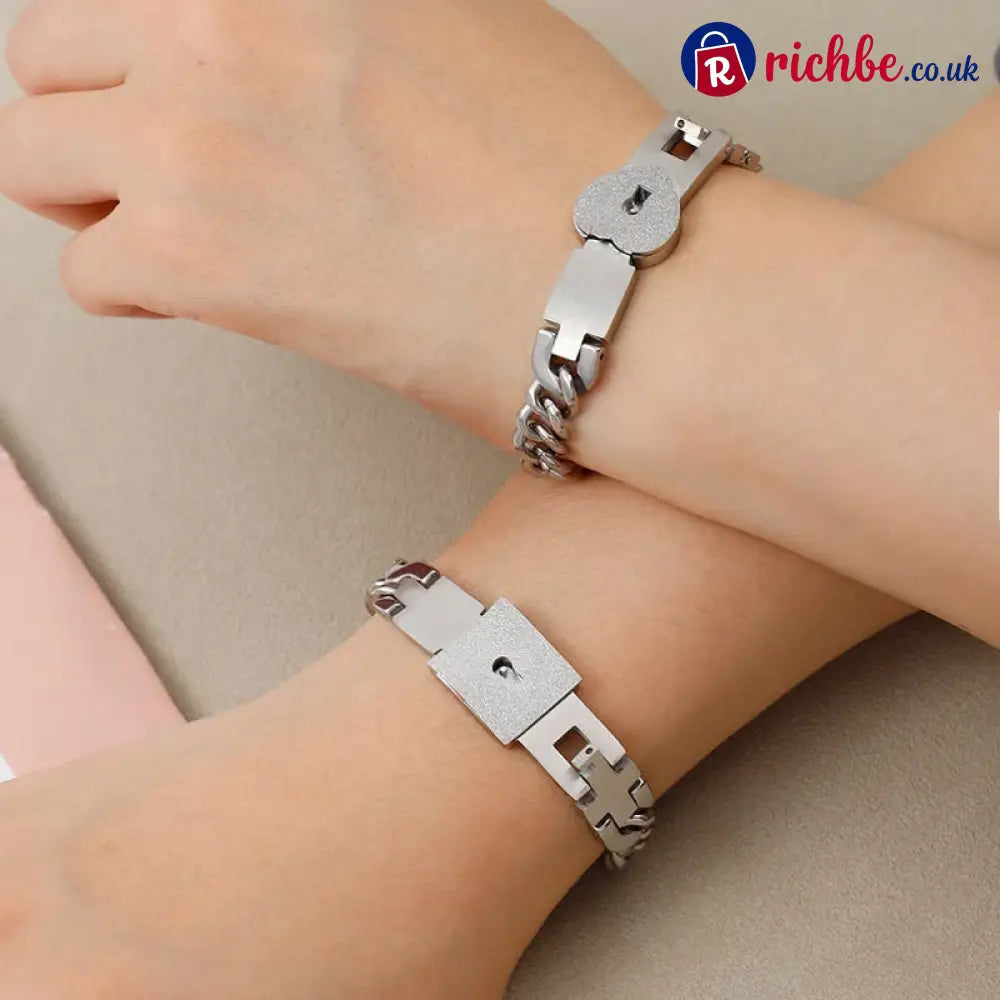 Matching bracelets with a heart-shaped lock 💕 - Beauty& Health
