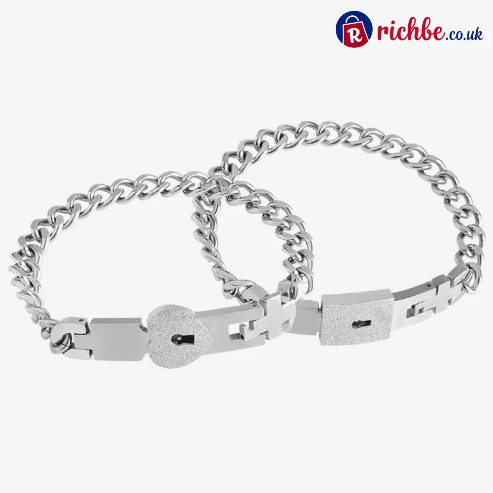Matching bracelets with a heart-shaped lock 💕 - Steel color - Beauty& Health