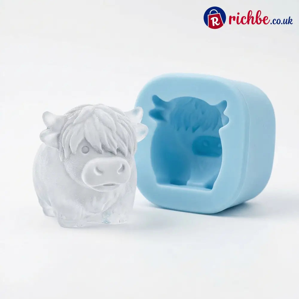 🐮 Mini Highland Cow Ice Cube Mold – Cute 3D Ice for Drinks Parties & Gifts - Single Cavity (Peekaboo Face)