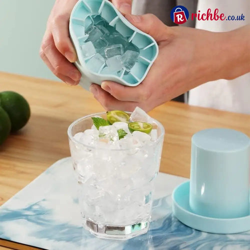 🧊Quick Freezing Silicone Ice Cube Mold❄️