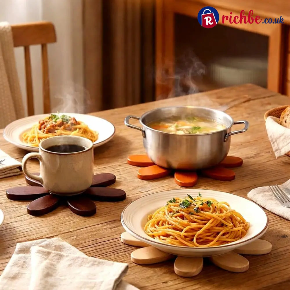 🪵 Solid Wood Heat Resistant Protect Table From Scalding - Tree Shaped Foldable Wooden Trivet🎄