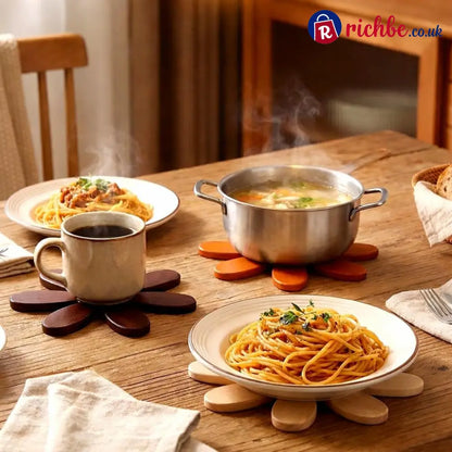 🪵 Solid Wood Heat Resistant Protect Table From Scalding - Tree Shaped Foldable Wooden Trivet🎄