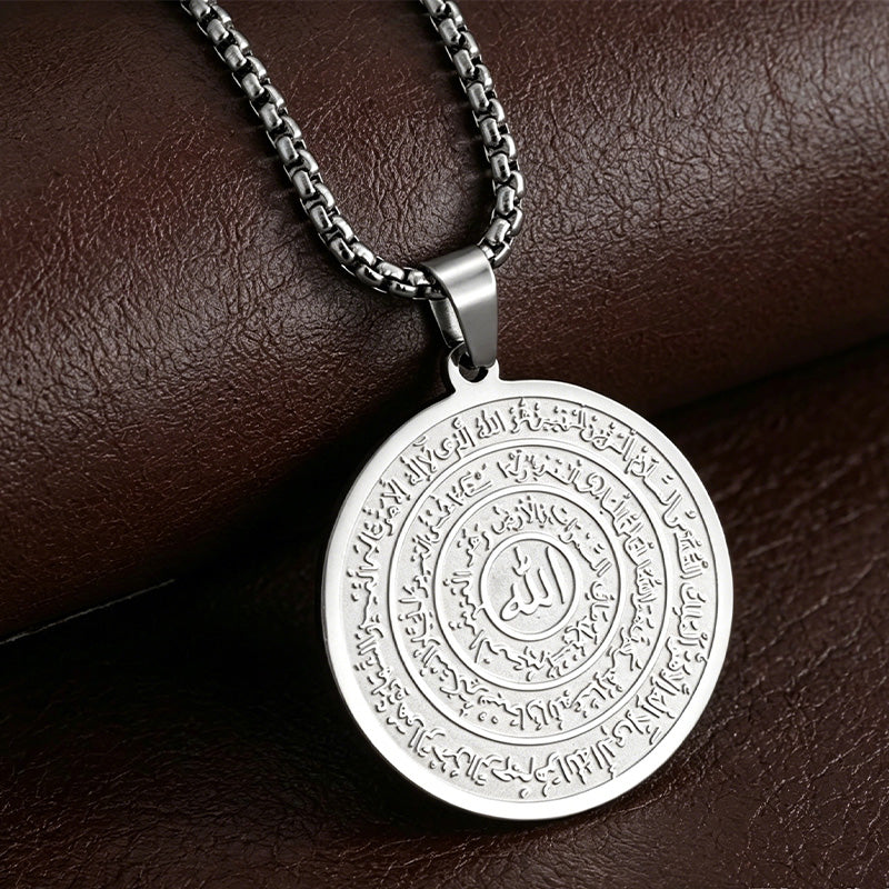 ✨  Stainless Steel Engraved Round Pendant Necklace – Tarnish‑Resistant, Polished, Two‑Tone ✨