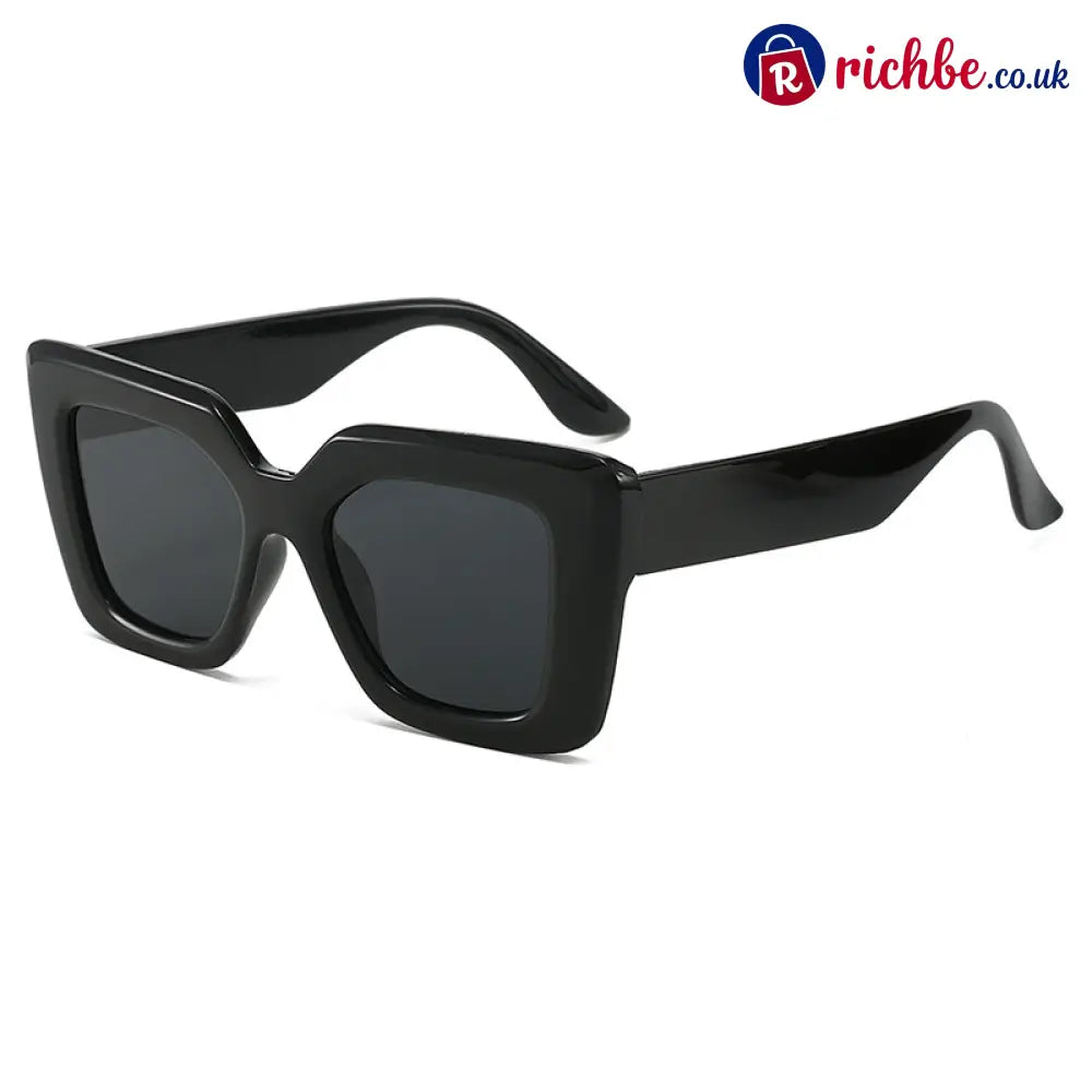 Statement Square Sunglasses 🔆😎 - Black frame with dark grey lens - Hot Sale