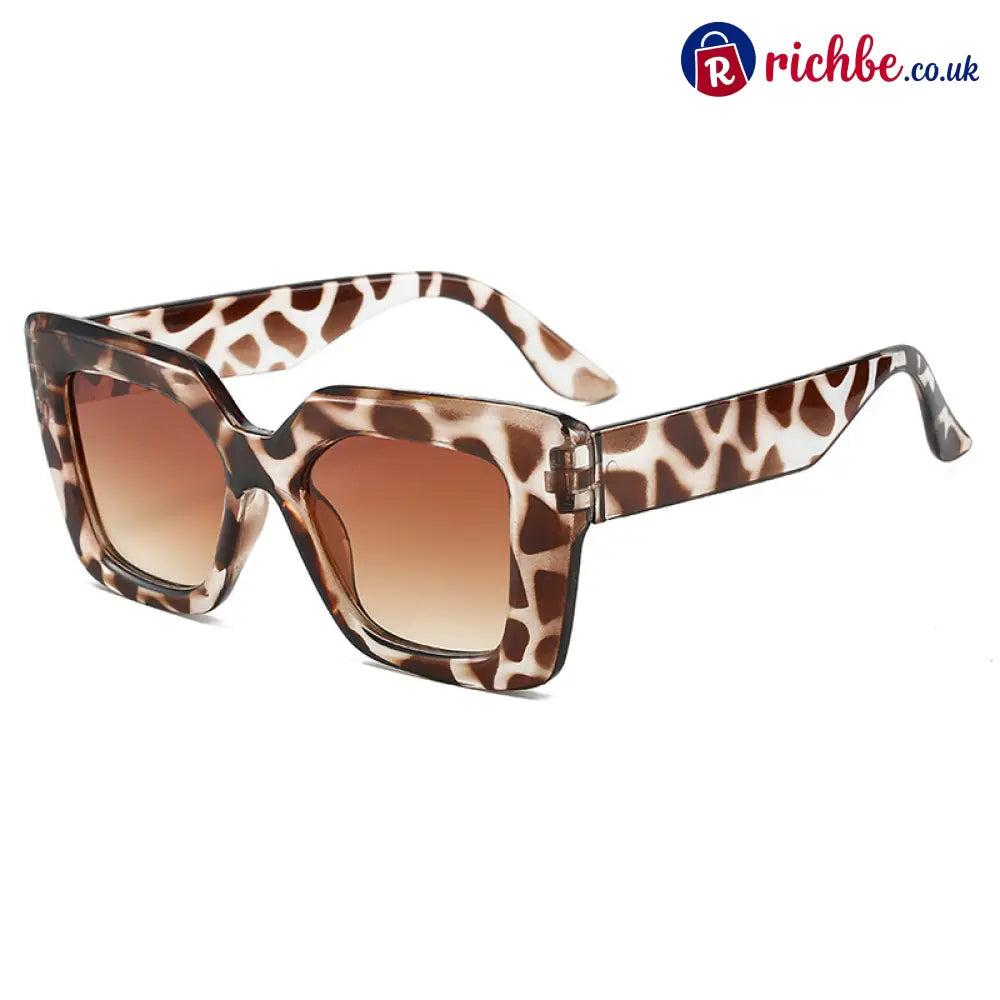 Statement Square Sunglasses 🔆😎 - Hot Sale