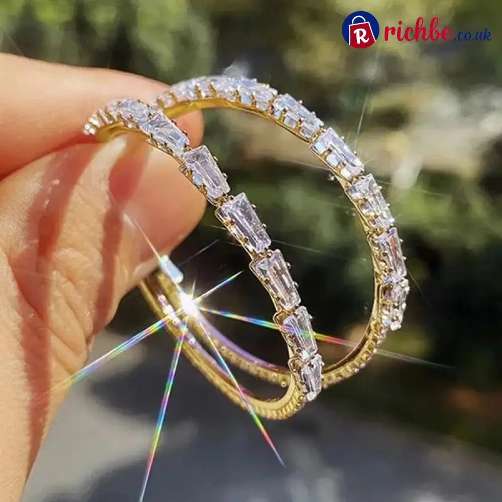 💎 ✨ Women’s Sparkling CZ Hoop Earrings – Micro-Paved Lightweight Copper & Bold Design – Elegant Versatile & Perfect
